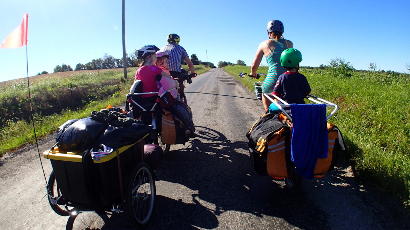 Trasy rowerowe z dziećmi. Gdzie pojechać na rodzinną wycieczkę?