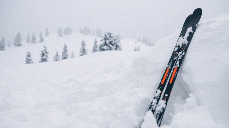 W jaki sposób regularna jazda na nartach pomaga w utracie wagi?