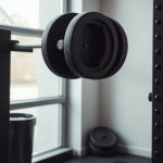 Jak progresować na siłowni? Kluczowe metody i wskazówki